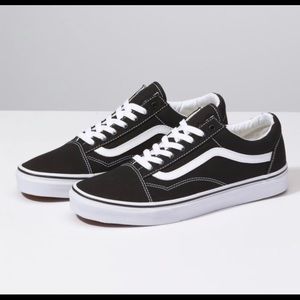 Vans old skool NEVER WORN!!!!